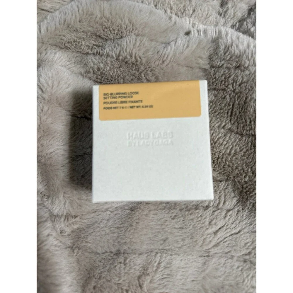 Bio-Blurring Loose Setting Powder Golden